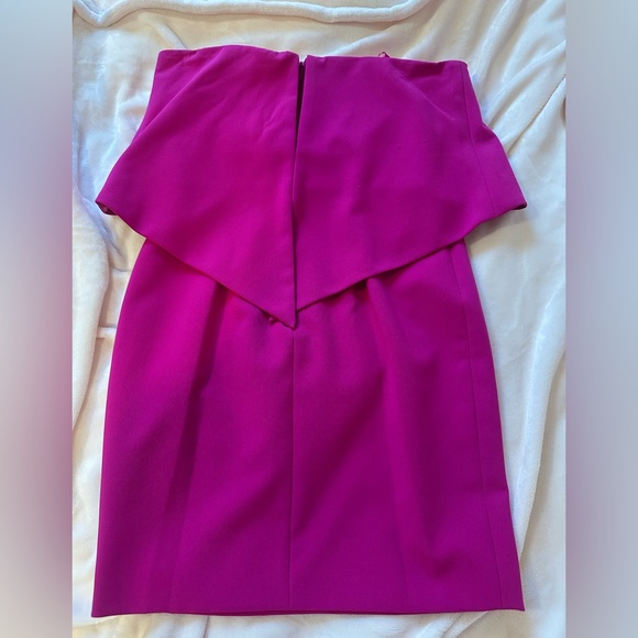 JEYGODFREY FUSCIA MINI DRESS
neverworn - Picture 5 of 9
